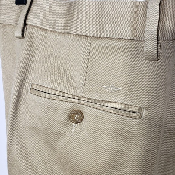 Dockers Men's Pants Tan Khaki D3 Pleated Classic Fit style #406694123 36 x 29 - Picture 5 of 16